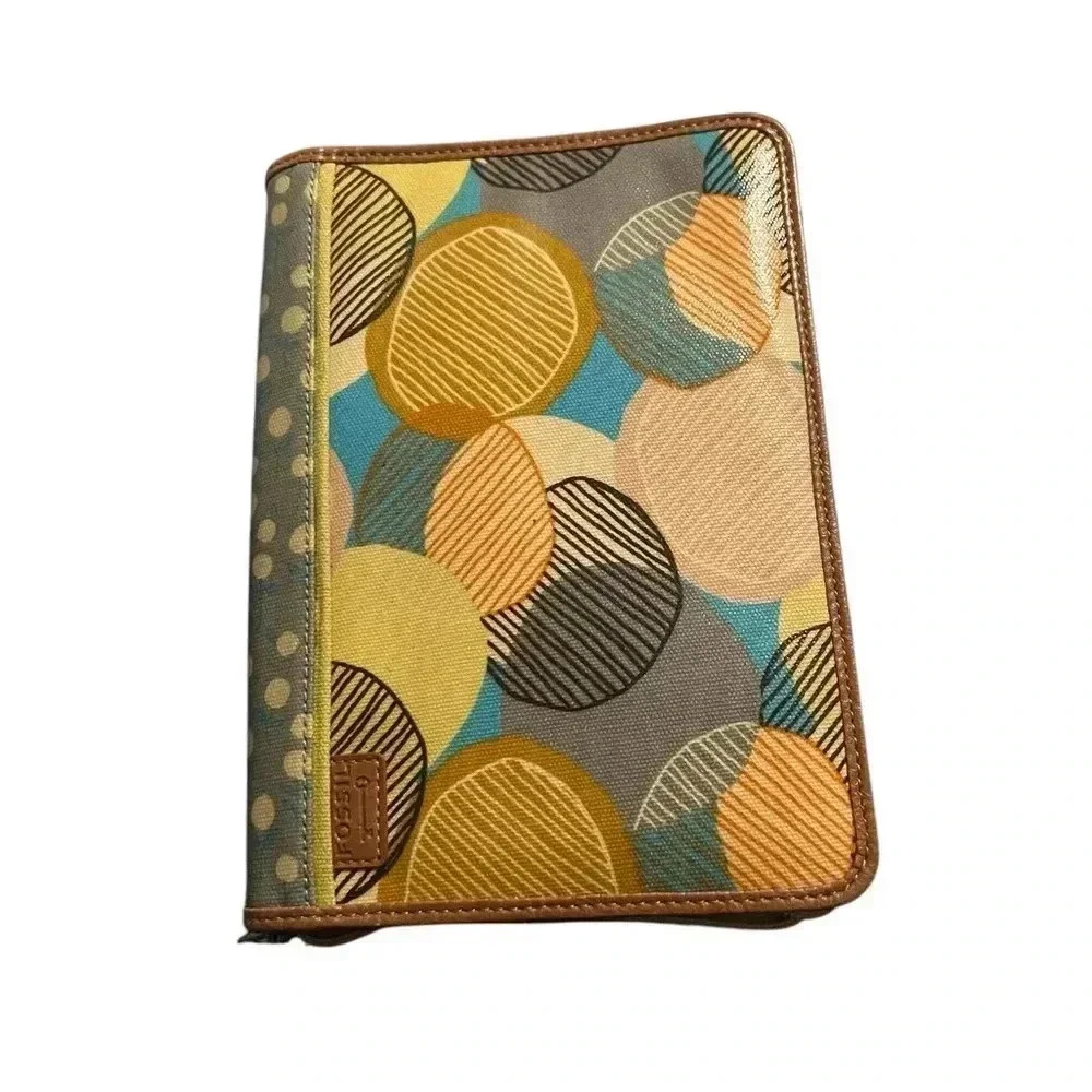 Colorful Circle Pattern Wallet